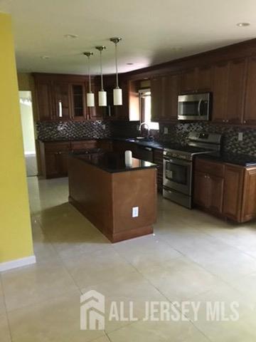 3 Baltic Street Edison, NJ 08820 - Photo 8 of 9