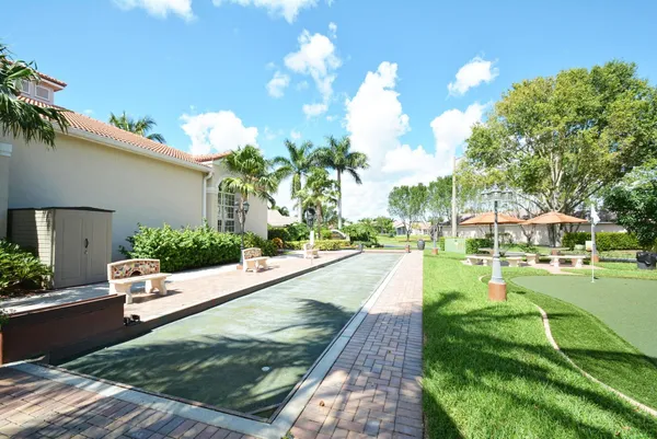 $415,000 | 9820 Lemonwood Drive, Boynton Beach, FL 33437