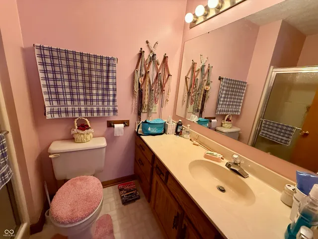 $256,000 | 1390 Holiday Lane East, Brownsburg, IN 46112