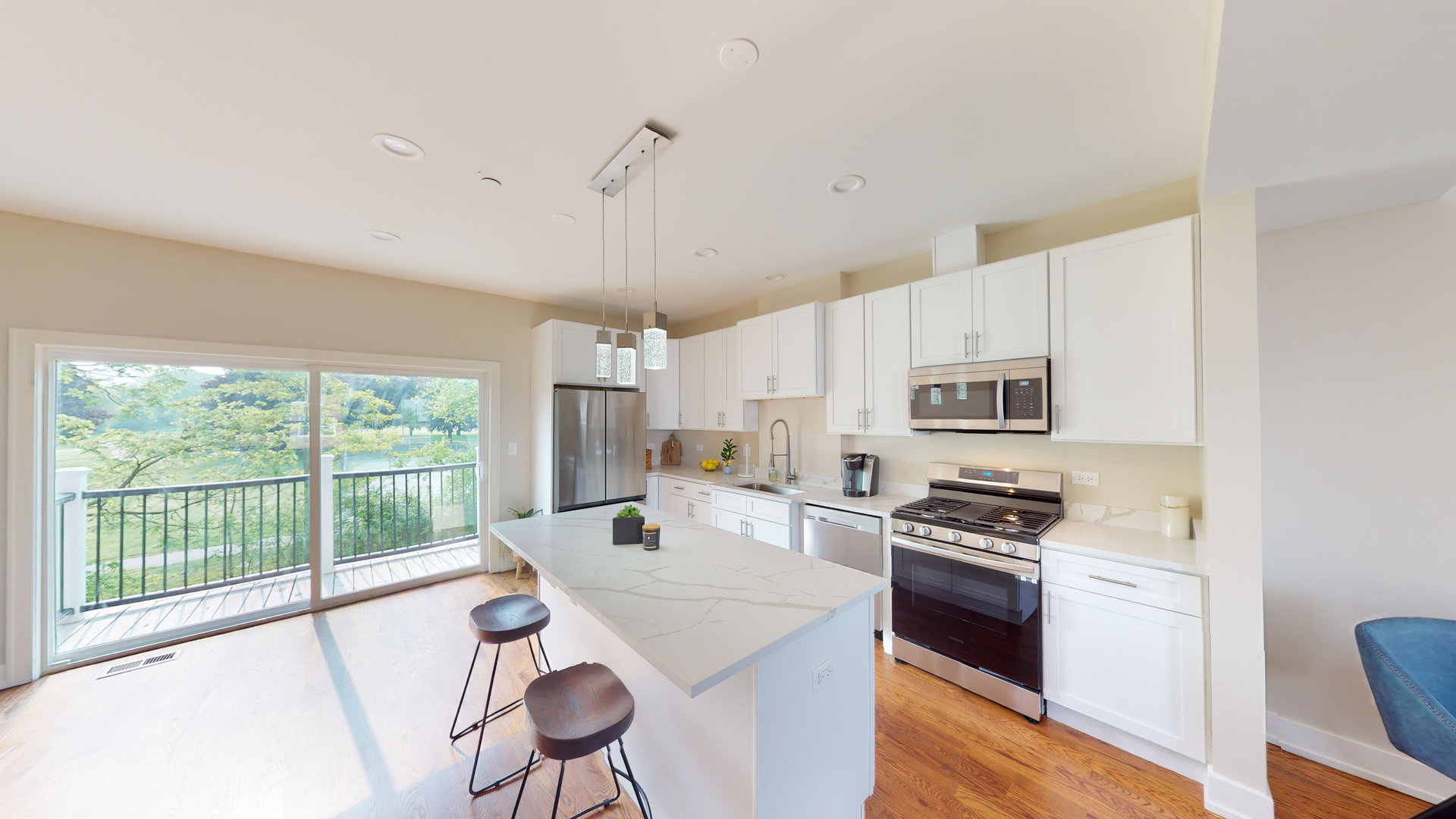 522 Highlands Parkway Itasca, IL 60143 - Photo 5 of 32