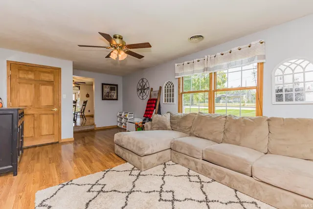 $185,000 | 18901 Wheeling Avenue, Gaston, IN 47342