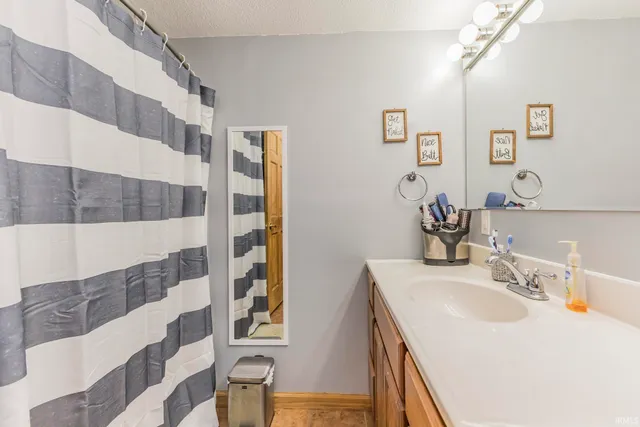 $185,000 | 18901 Wheeling Avenue, Gaston, IN 47342