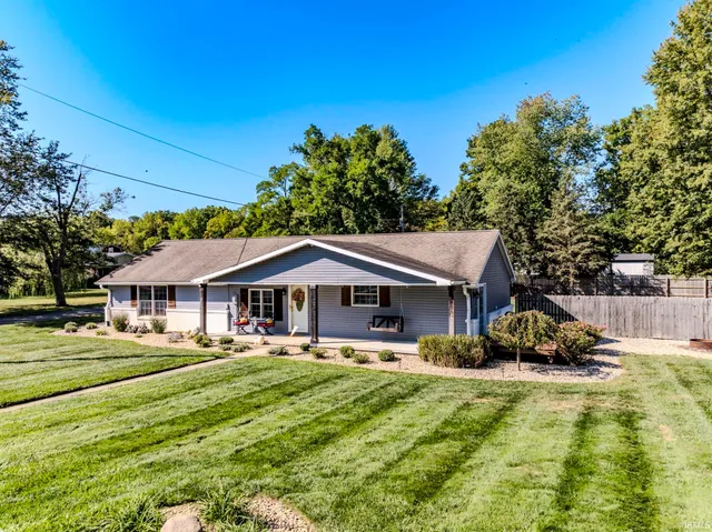 $185,000 | 18901 Wheeling Avenue, Gaston, IN 47342