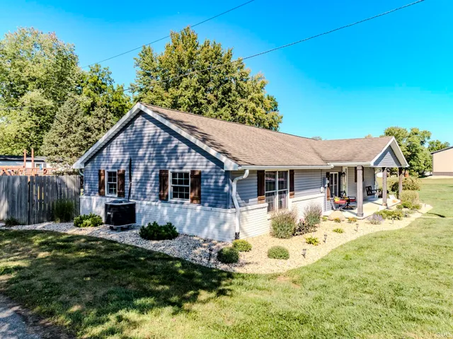 $185,000 | 18901 Wheeling Avenue, Gaston, IN 47342