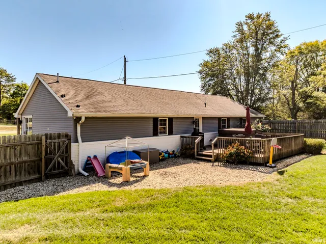 $185,000 | 18901 Wheeling Avenue, Gaston, IN 47342