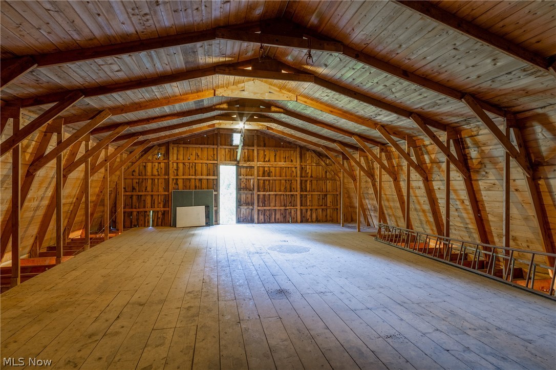 968 Rolling Meadows Road Akron, OH 44333 - Photo 25 of 35 2nd Floor of the barn will let you entertain the whole clan - 9 Foot Ceiling and beautiful wood construction - Over 1,000 sq feet