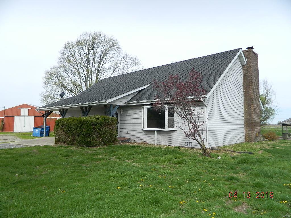 2905 Marine Road Marine, IL 62061 - Photo 3 of 25