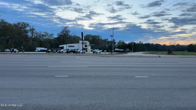 $550,000 | 842 US 49, Richland, MS 39218