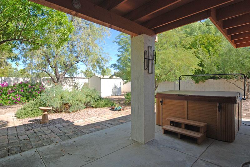 116 East Piping Rock Road Phoenix, AZ 85022 - Photo 11 of 13 LARGE BACK YARD