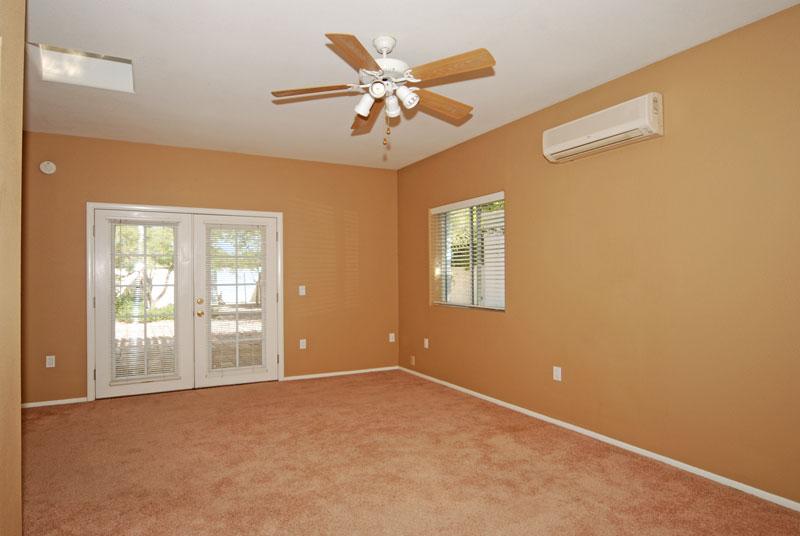 116 East Piping Rock Road Phoenix, AZ 85022 - Photo 7 of 13 BONUS/OFFICE/DEN