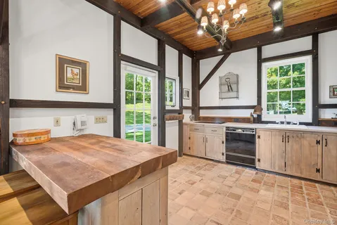 $3,695,000 | 455 Polly Park Road, Rye, NY 10580