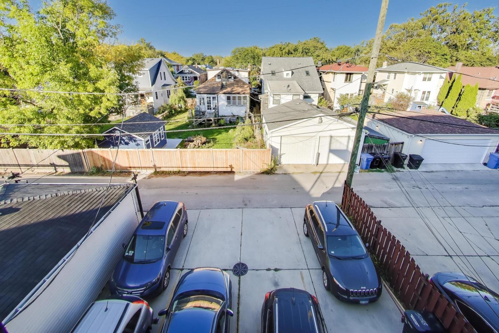 5058 North Kimball Avenue, Unit 4 Chicago, IL 60625 - Photo 25 of 26 a view of a patio with swimming pool
