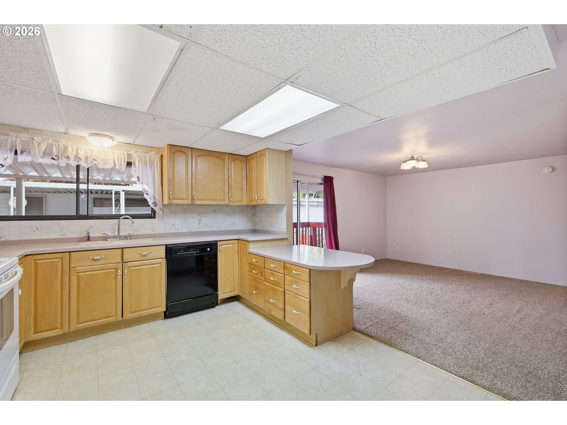 5335 Main Street, Unit 208 Springfield, OR 97478 - Photo 12 of 48 Kitchen