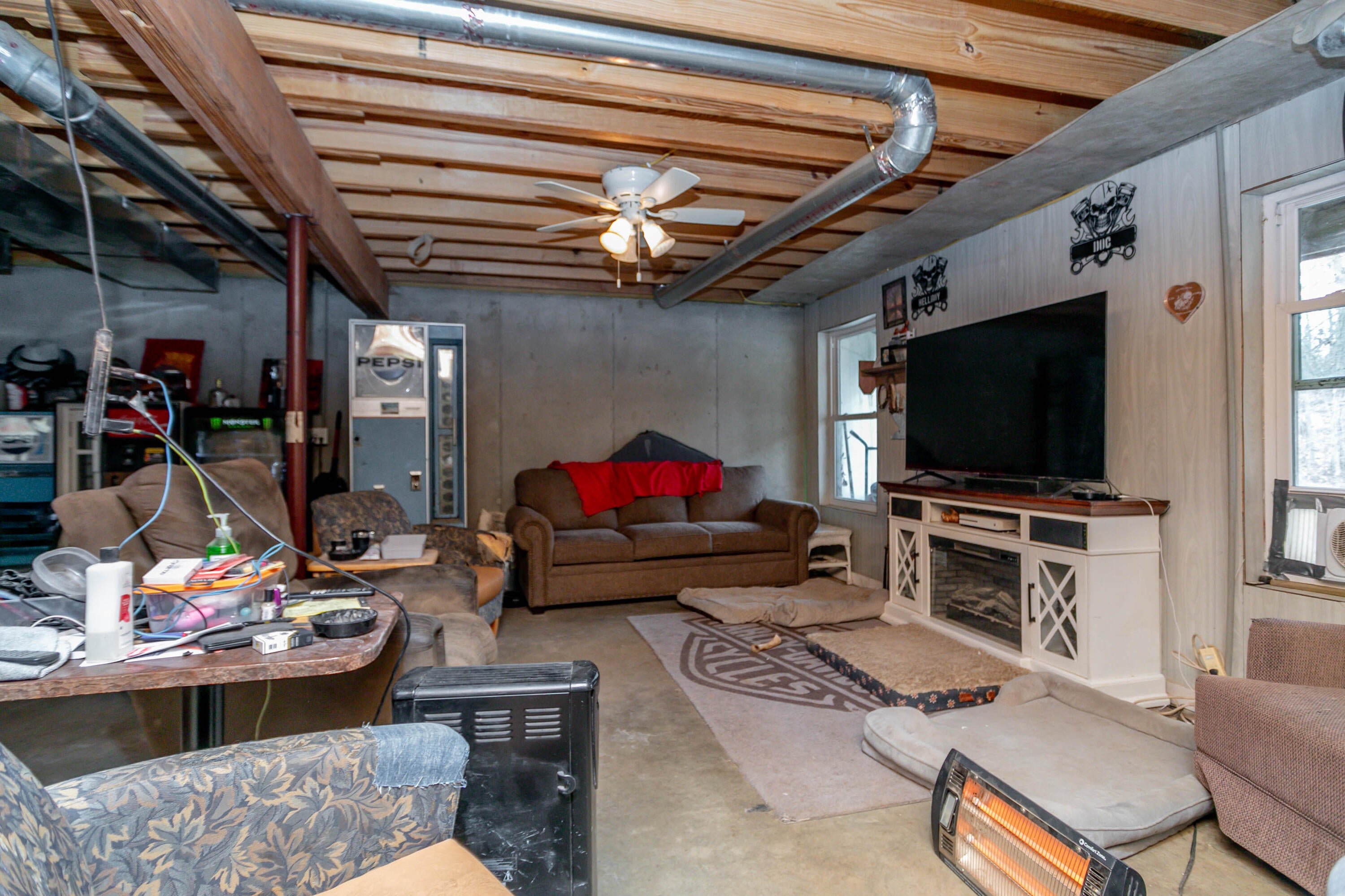 12600 North Hecht Road Hallsville, MO 65255 - Photo 35 of 37 Gallery Image 35