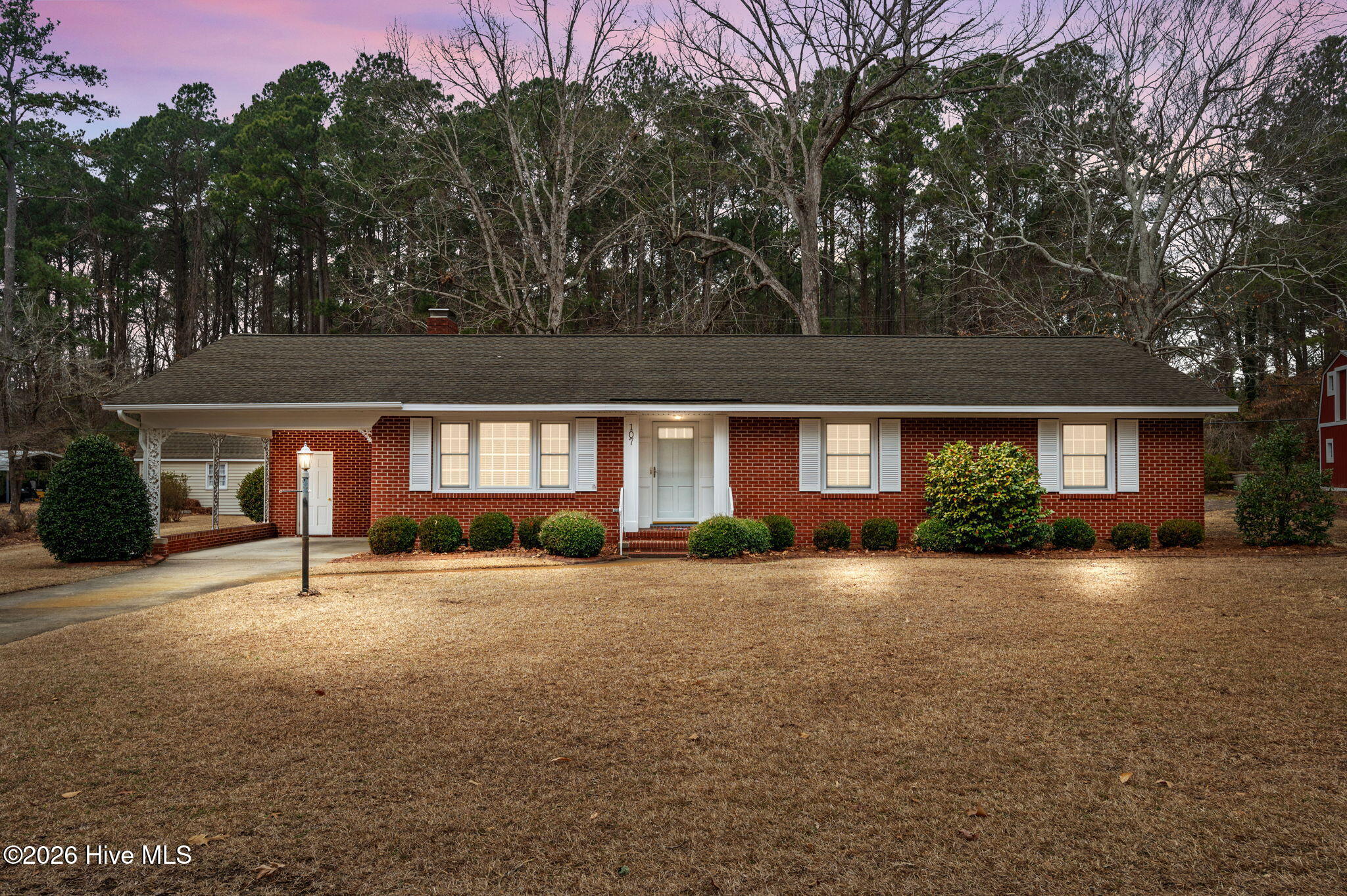 107 Ridgewood Circle Washington, NC 27889 - Photo 1 of 43 1-web-or-mls-LHV_6310_2