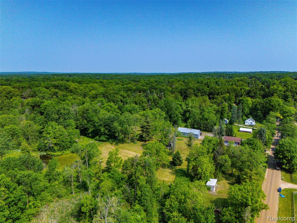 2431 Porter Road White Lake, MI 48383 - Photo 52 of 58