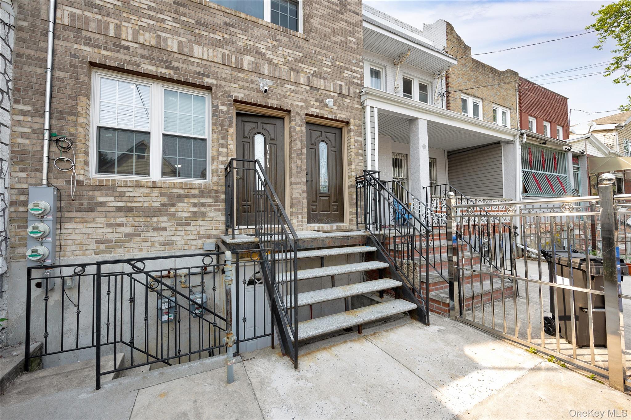164-15 104th Road Queens, NY 11433 - Photo 1 of 22 Multi Unit Duplex