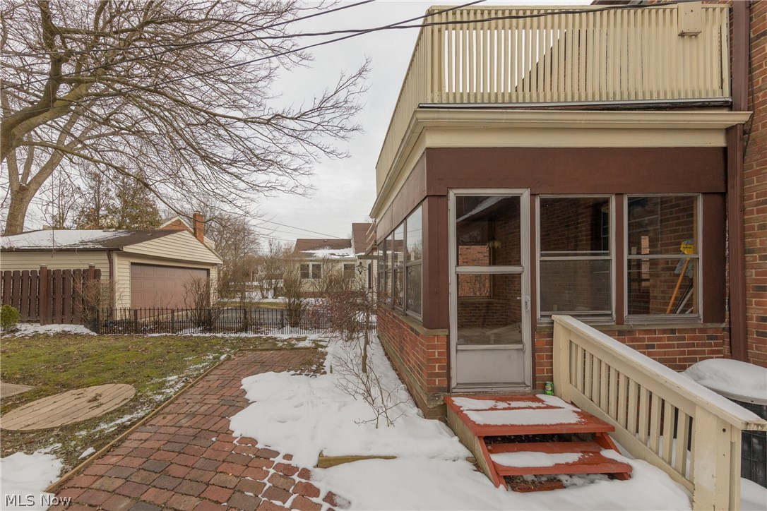 2369 Charney Road Cleveland, OH 44118 - Photo 29 of 33