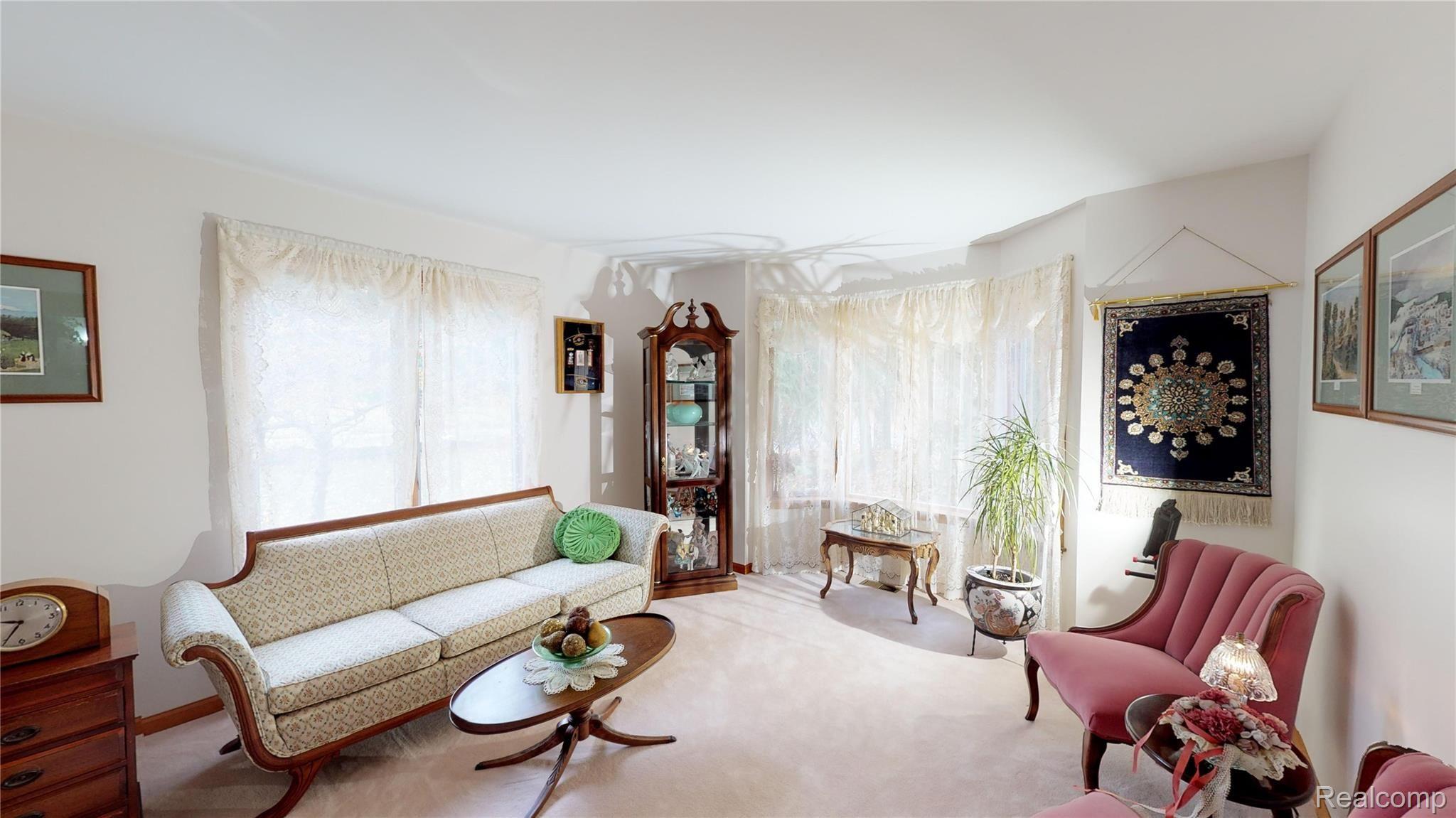 3485 East Sutton Road Dryden, MI 48428 - Photo 48 of 61 Parlor 2.jpg