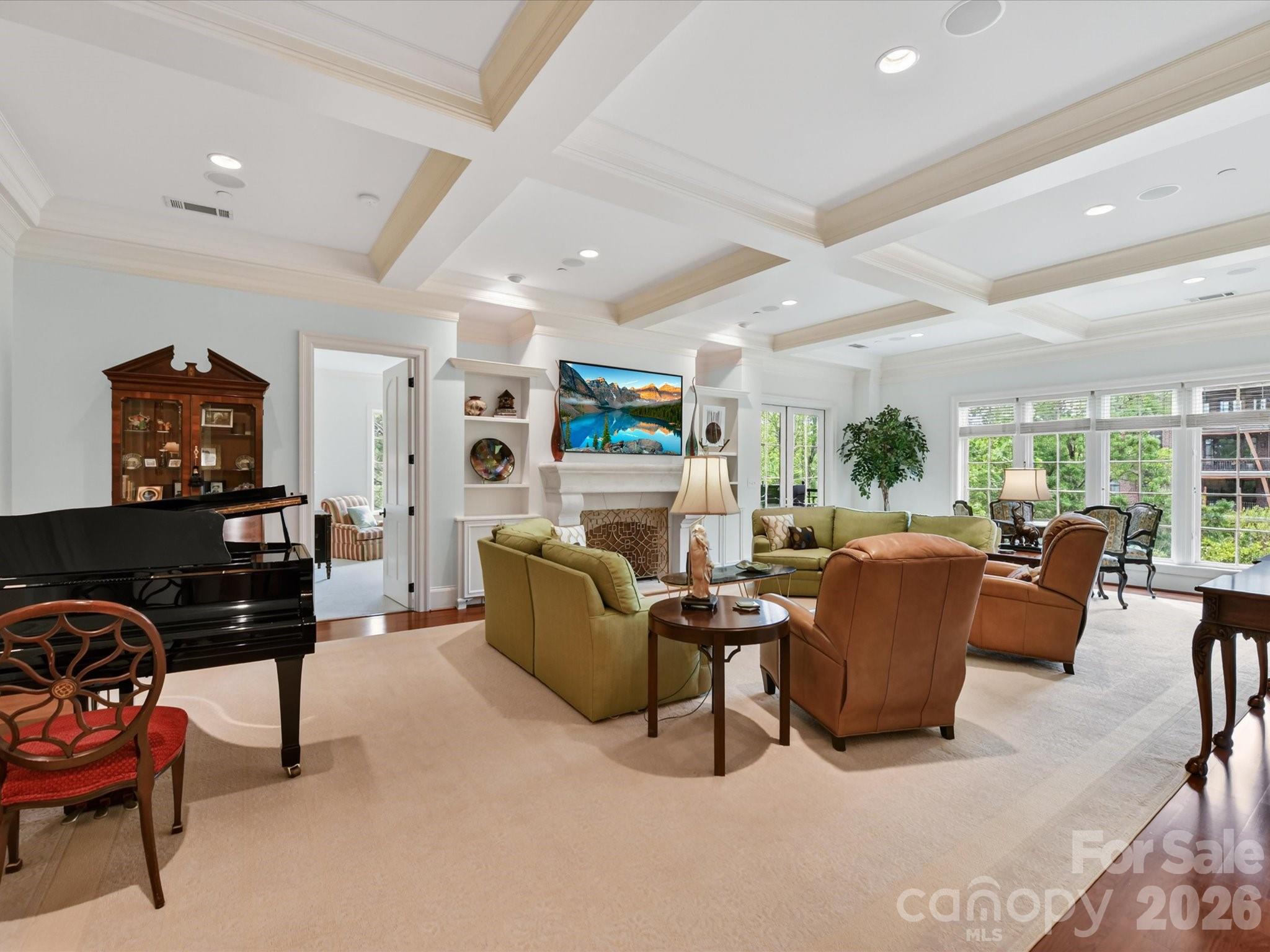 2223 Croydon Road, Unit 302 Charlotte, NC 28207 - Photo 4 of 35 Gallery Image 4