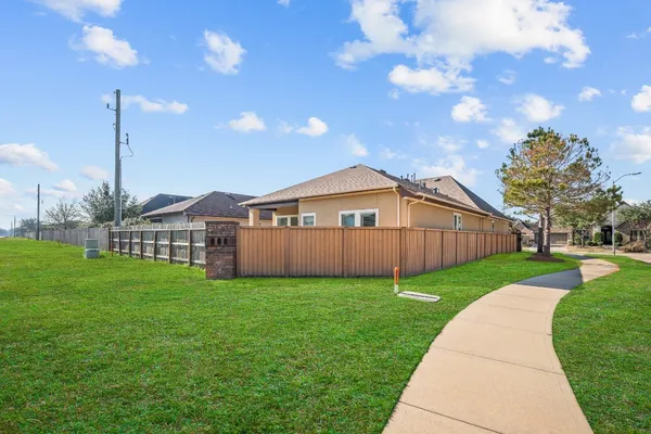 $649,000 | 4707 Magnolia Summit Lane, Katy, TX 77494
