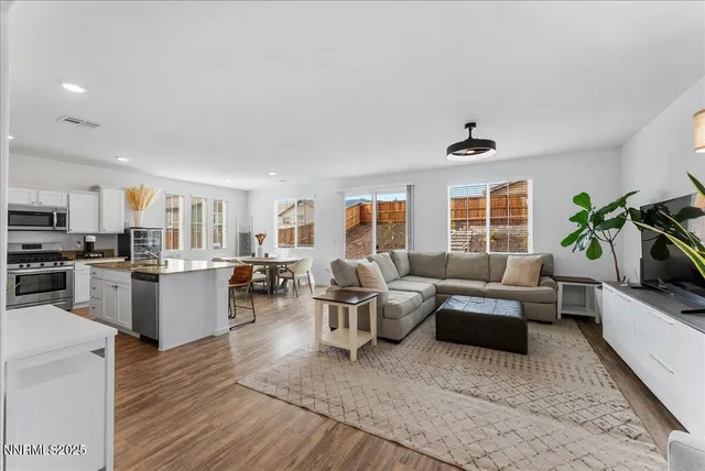 $819,900 | 240 Willows Quest Drive, Verdi, NV 89439