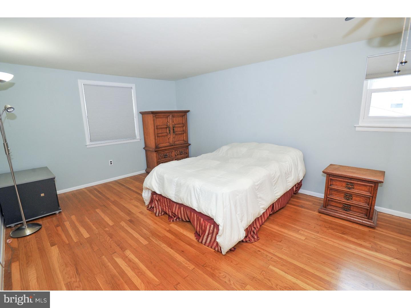 1435 Devon Road Warminster, PA 18974 - Photo 16 of 25 Bedroom - Main