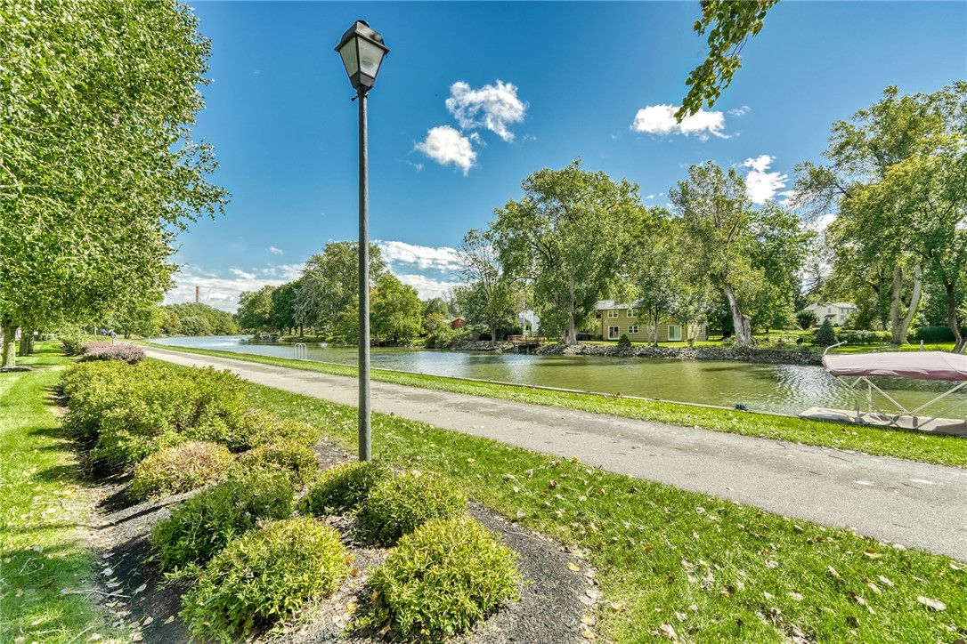 16 Landing View Lane Perinton, NY 14450 - Photo 5 of 45