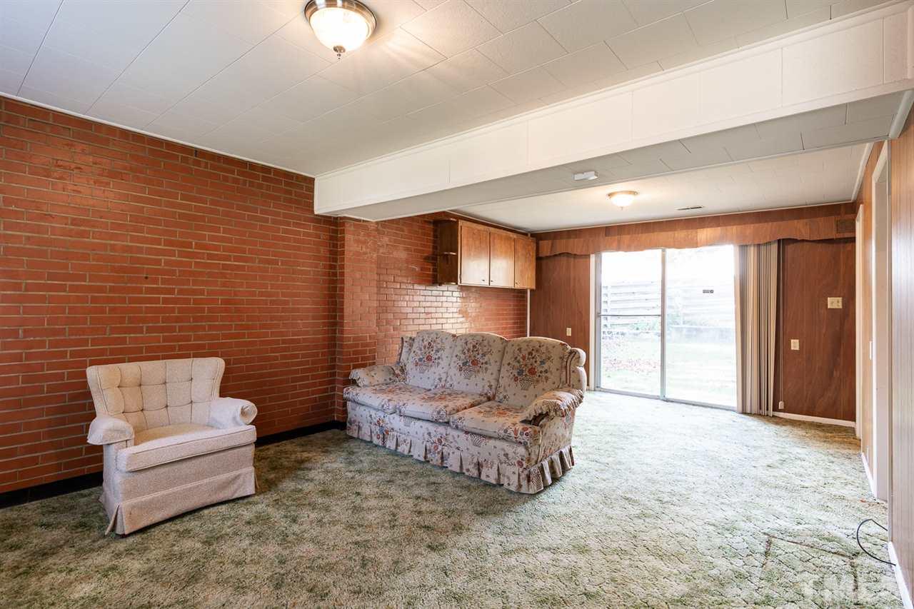 2505 Remington Road Raleigh, NC 27610 - Photo 12 of 30