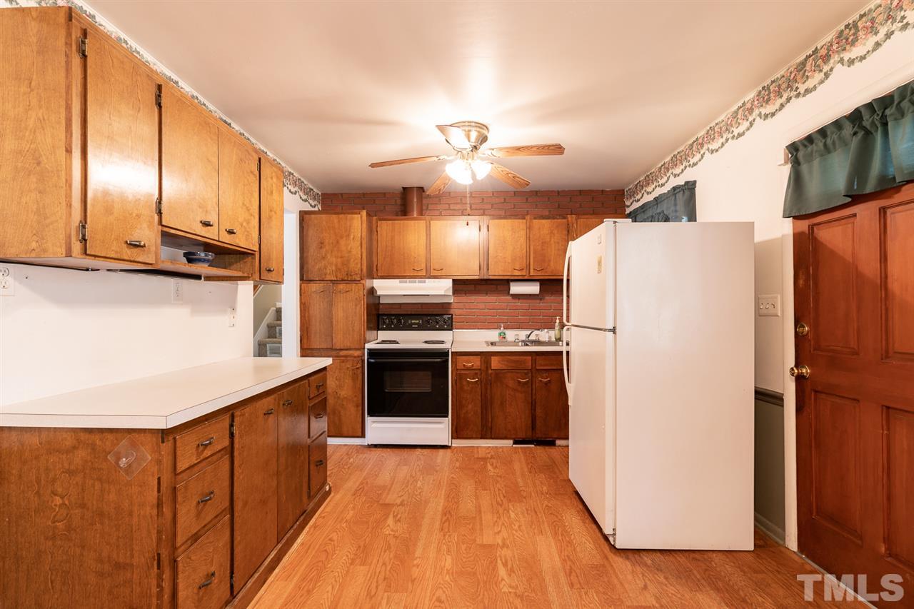 2505 Remington Road Raleigh, NC 27610 - Photo 8 of 30