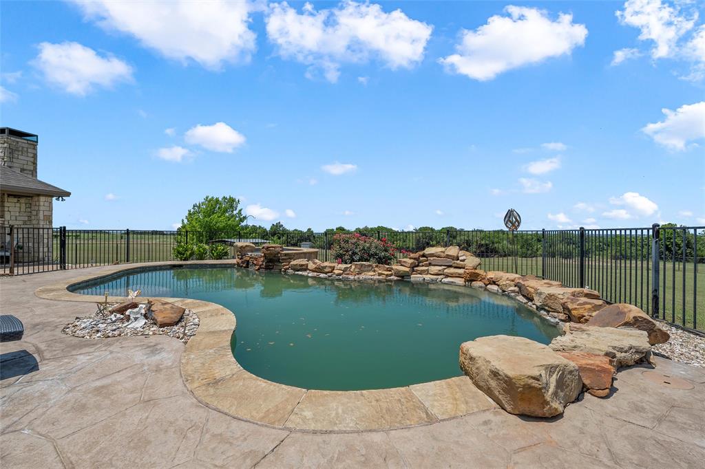 175 Ranchcrest Road Lorena, TX 76655 - Photo 29 of 35