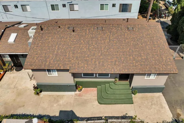 $995,000 | 9015-9017 Campo Road, Spring Valley, CA 91977