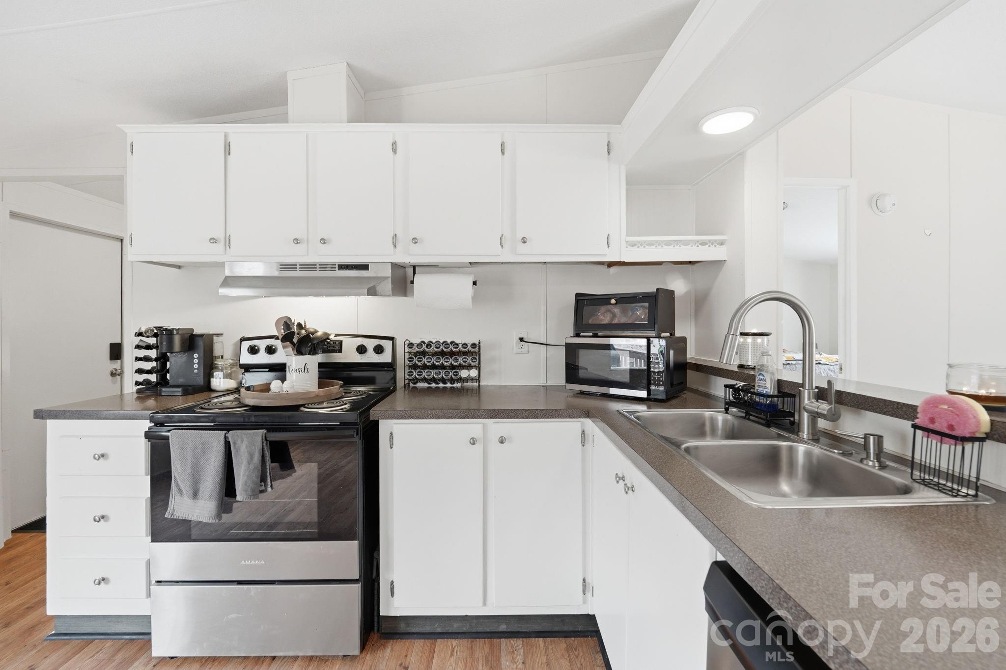 2862 Eagle Point Drive Trinity, NC 27370 - Photo 12 of 31