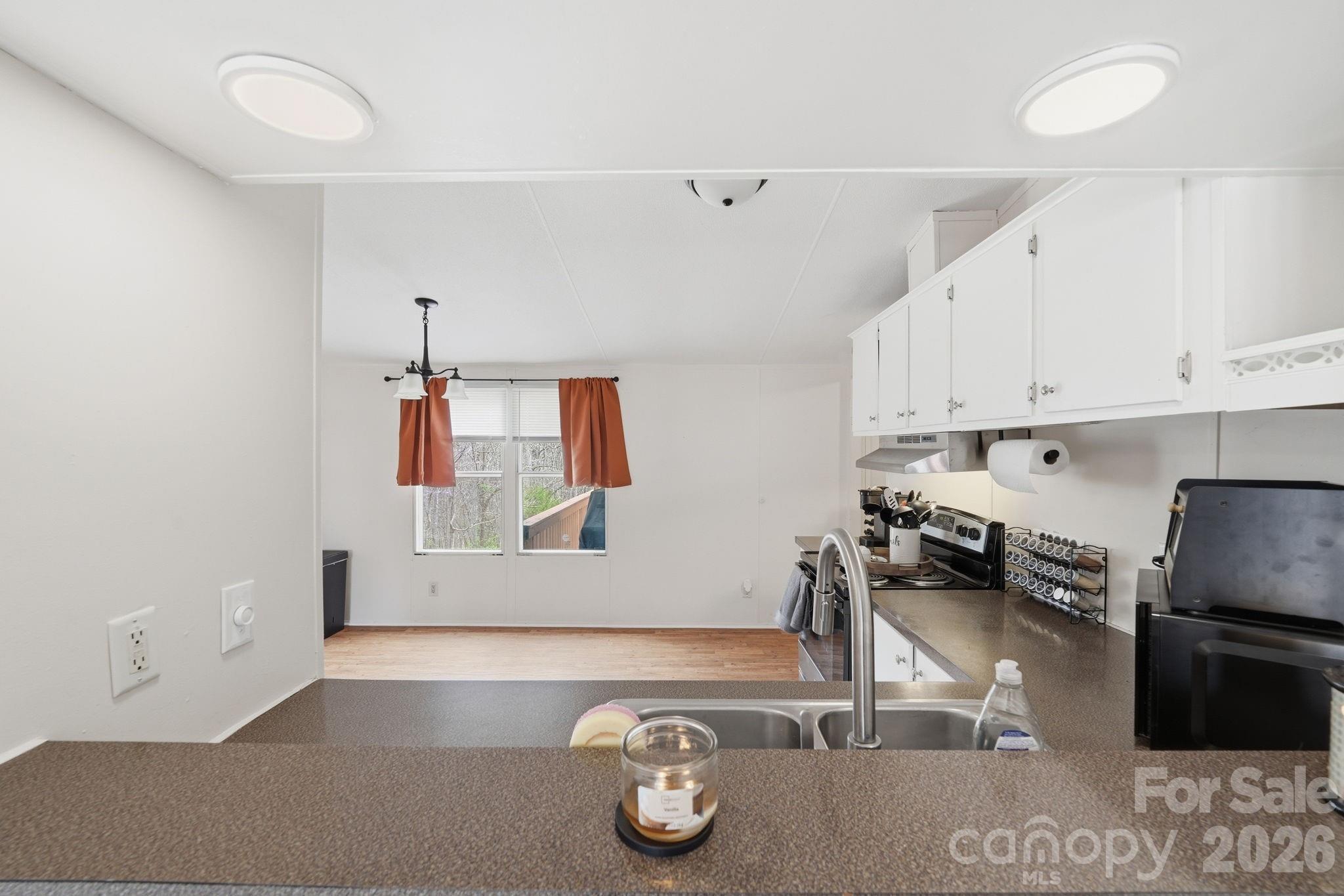 2862 Eagle Point Drive Trinity, NC 27370 - Photo 8 of 31