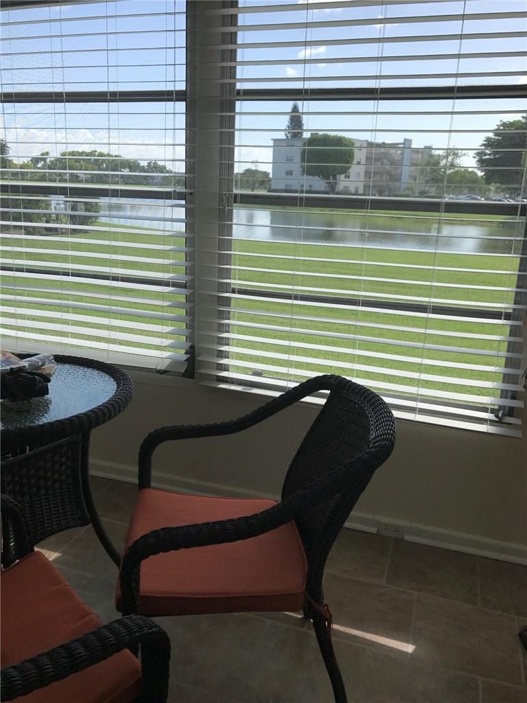 1072 Cornwall East, Unit 1072 Boca Raton, FL 33434 - Photo 3 of 10 Photo 3