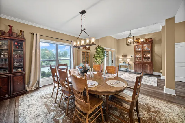a view of a dining room and livingroom view