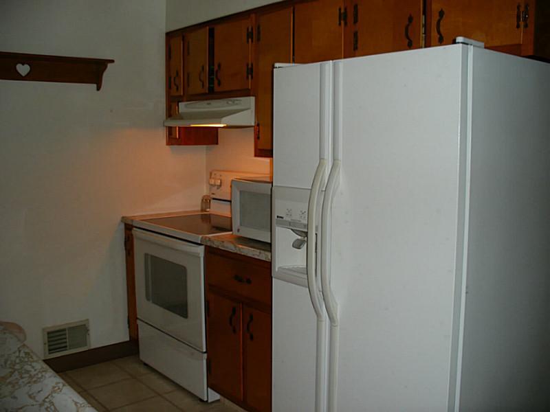 280 Thompsonville Road Canonsburg, PA 15317 - Photo 10 of 25 Kitchen.