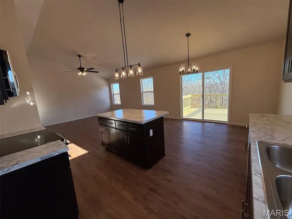 $2,750 | 9618 Red Maple Trail, Hillsboro, MO 63050