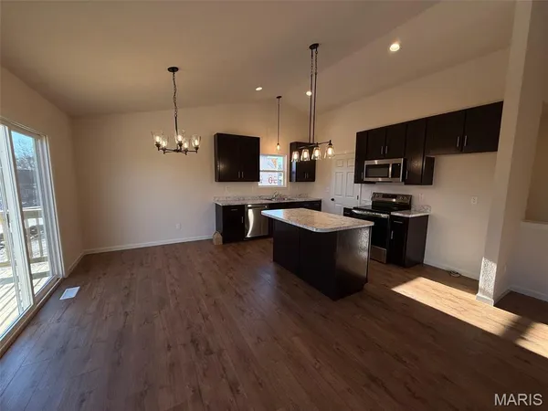 $2,750 | 9618 Red Maple Trail, Hillsboro, MO 63050