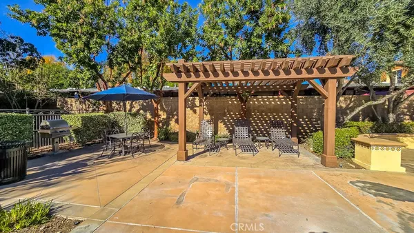 a picture of a building with a street