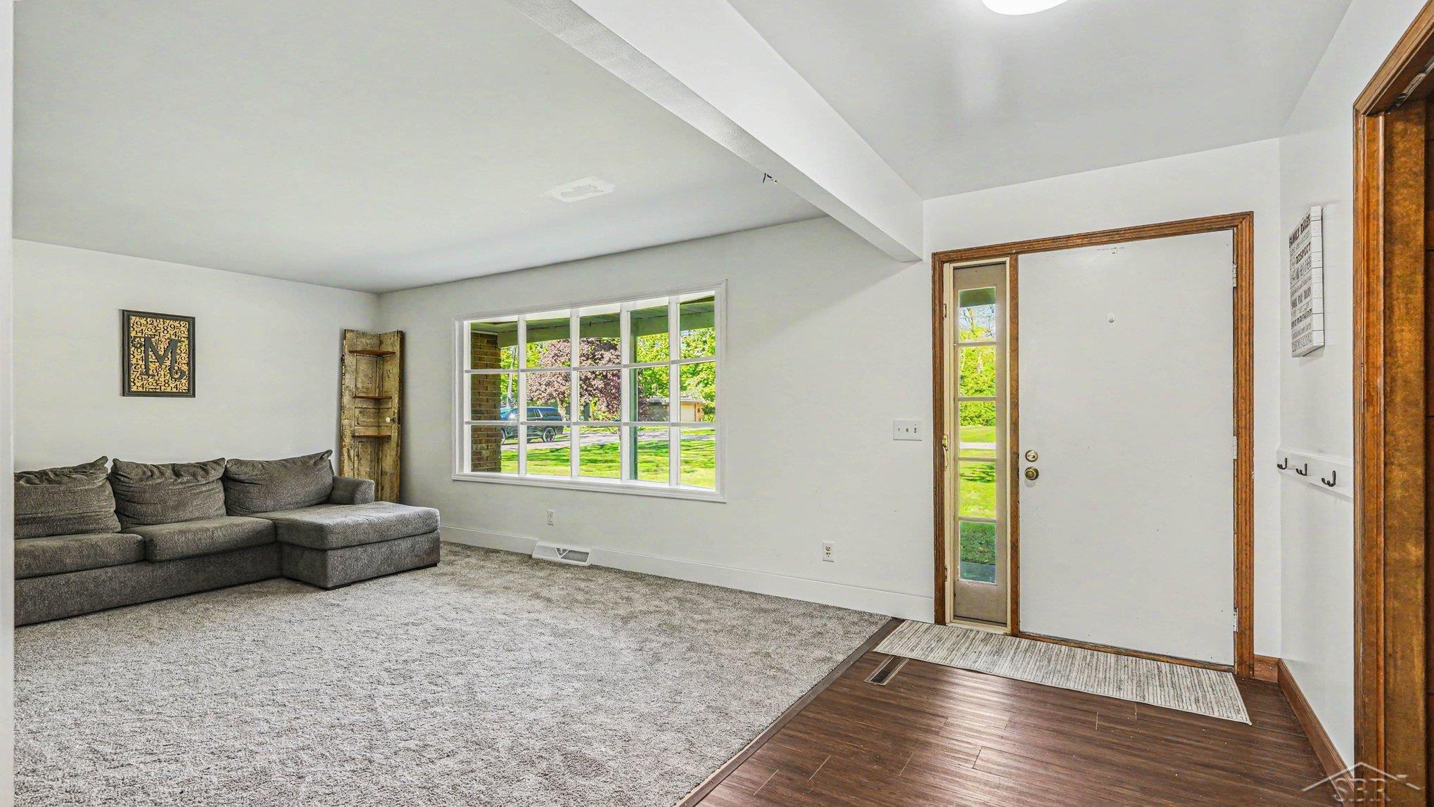6190 Maple Road Frankenmuth, MI 48734 - Photo 9 of 27