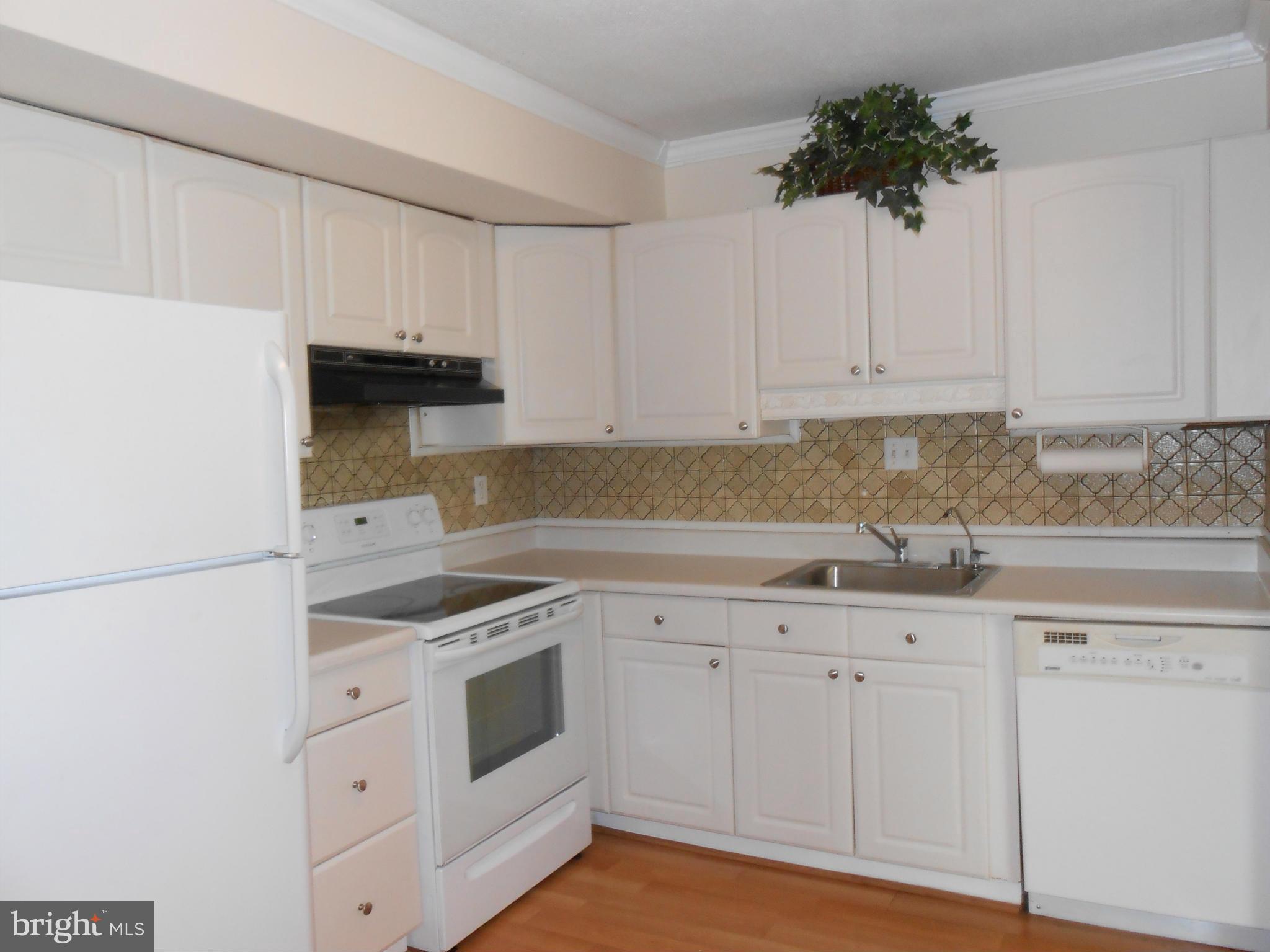 157 Farm Road Aberdeen, MD 21001 - Photo 6 of 27 Kitchen
