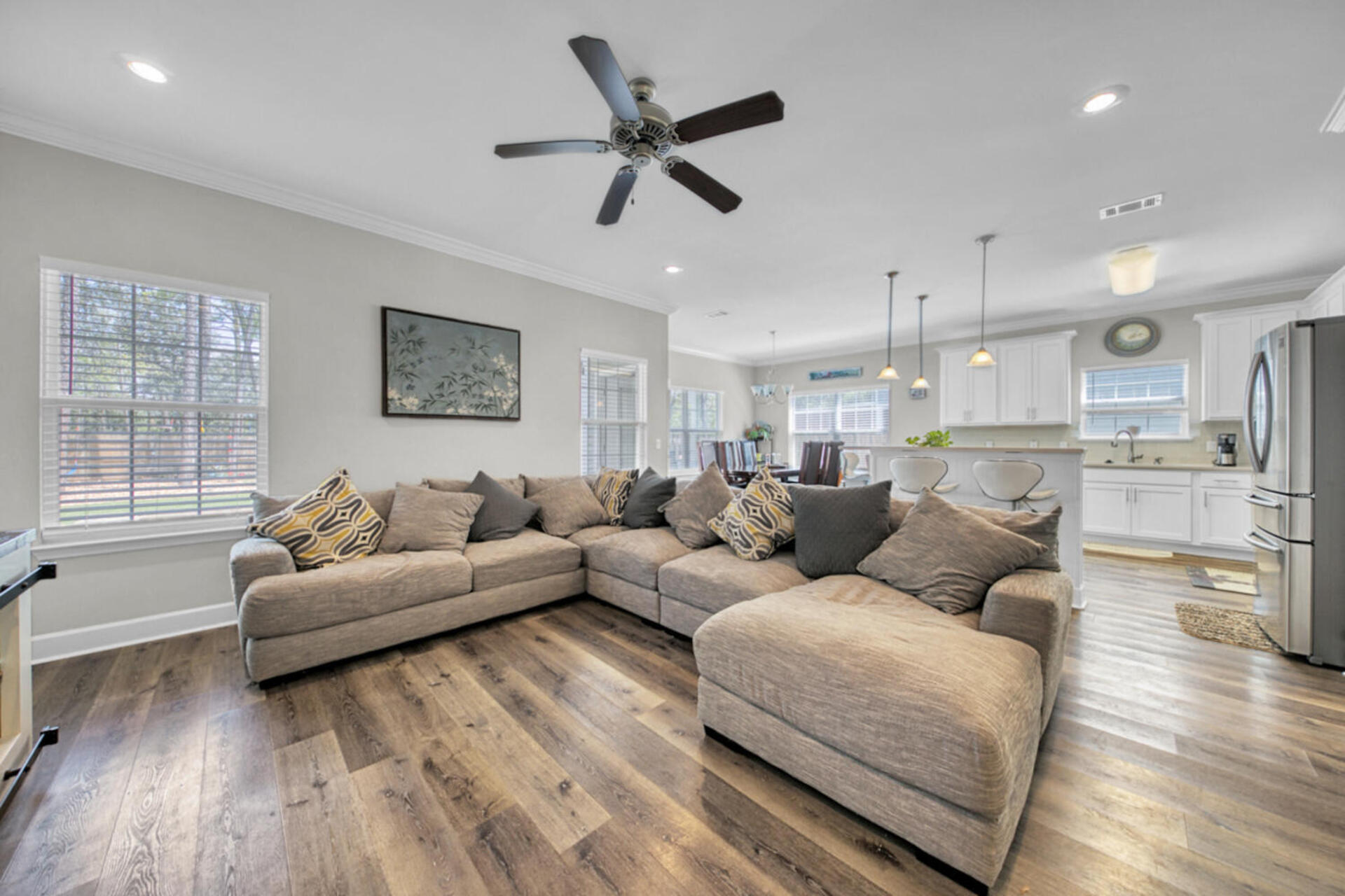 507 Johnson Street Valparaiso, FL 32580 - Photo 8 of 40 a living room with furniture and a large window