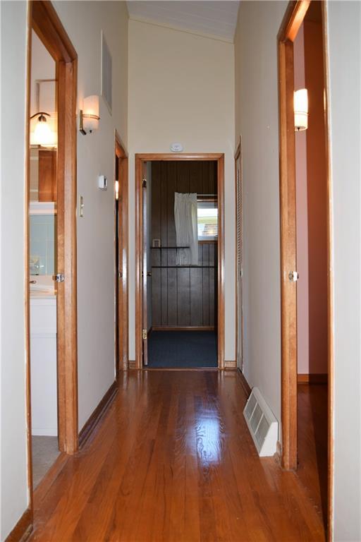 4811 Gay Street Springfield, OH 45503 - Photo 8 of 20