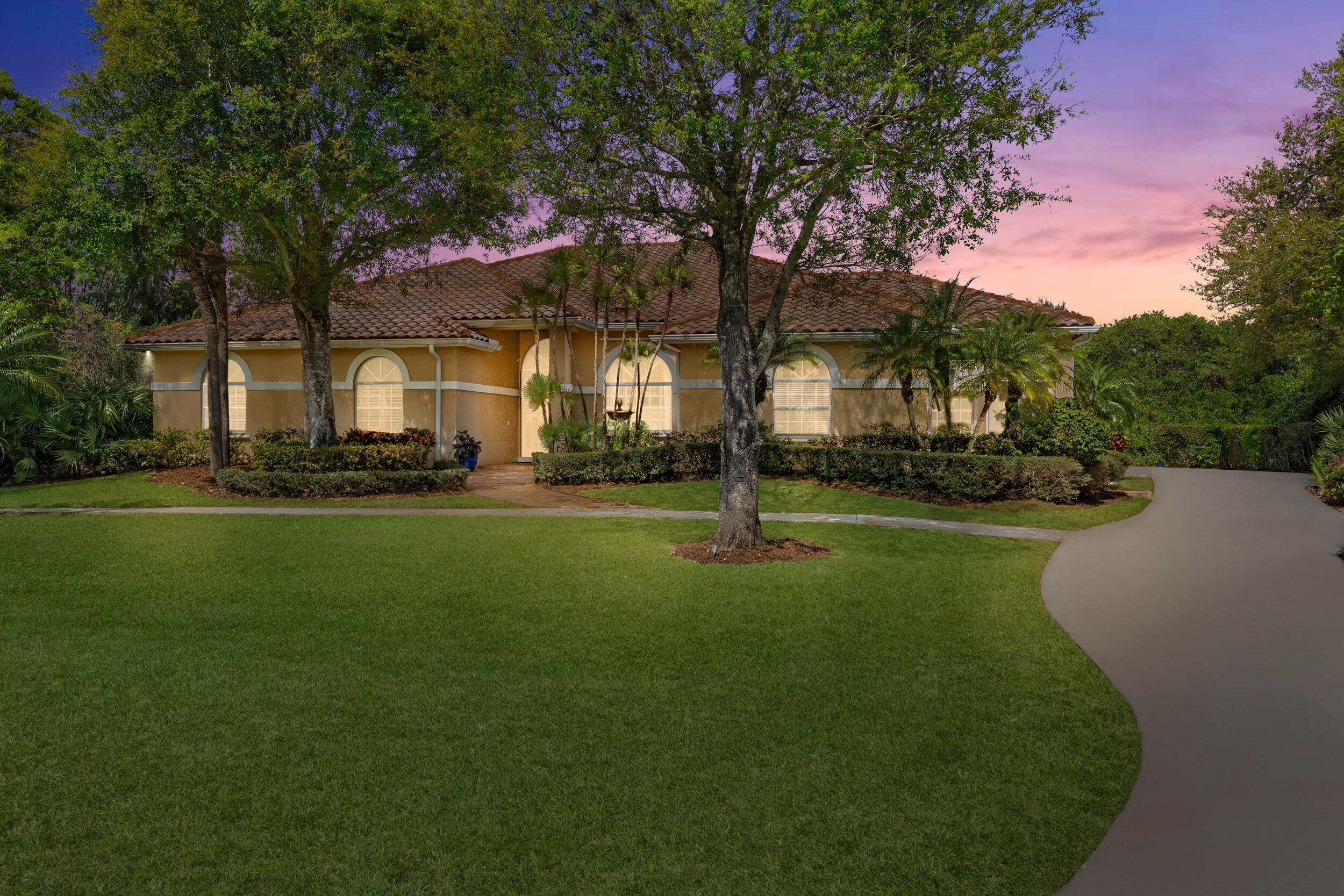 8089 Southeast Country Estates Way  