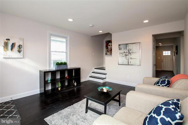 7910 33rd Street Rosedale, MD 21237 - Photo 3 of 30 Living Room