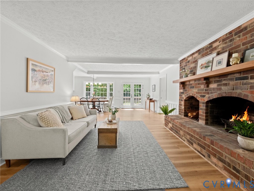 4013 Timber Ridge Road Midlothian, VA 23112 - Photo 16 of 71 So much charm in this expansive family room!