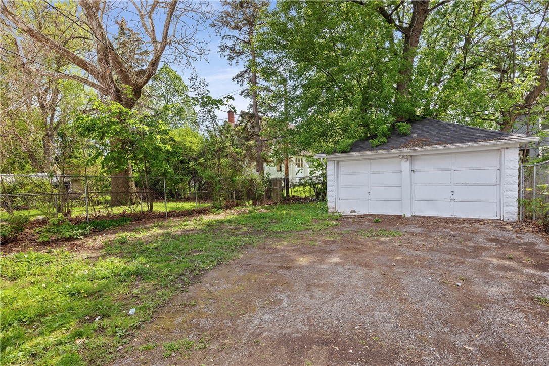 129 Hobart Street Rochester, NY 14611 - Photo 41 of 49
