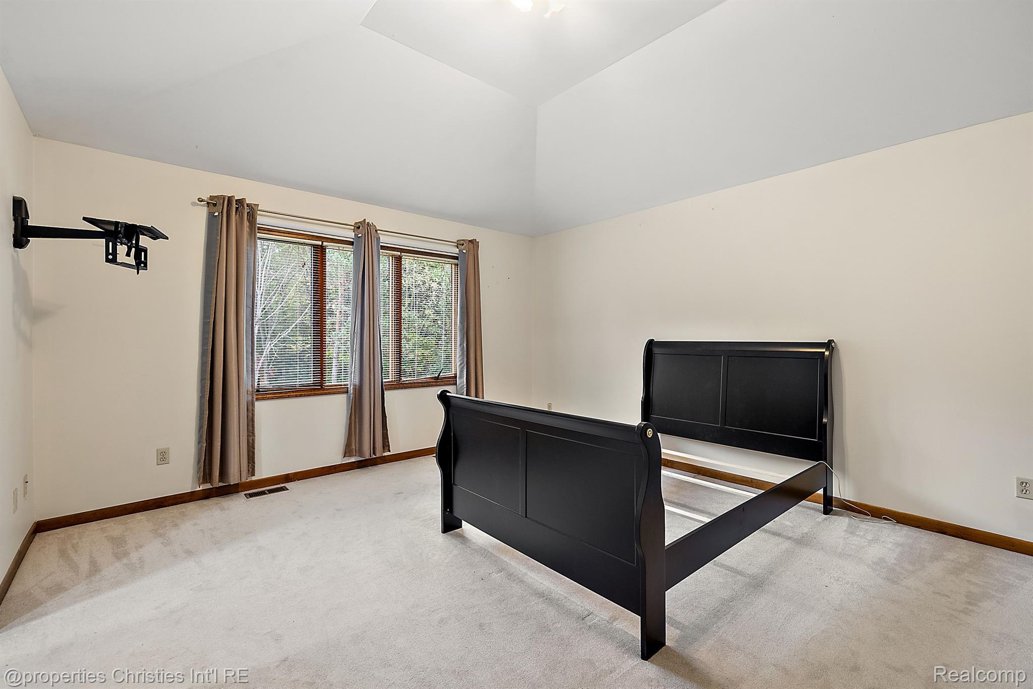 3777 South Lake George Road Dryden, MI 48428 - Photo 52 of 69 Gallery Image 52