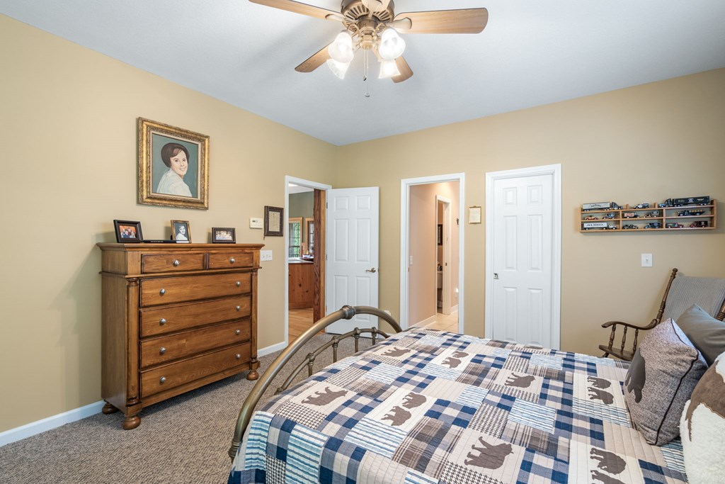 82 Hebron Way Young Harris, GA 30582 - Photo 14 of 53